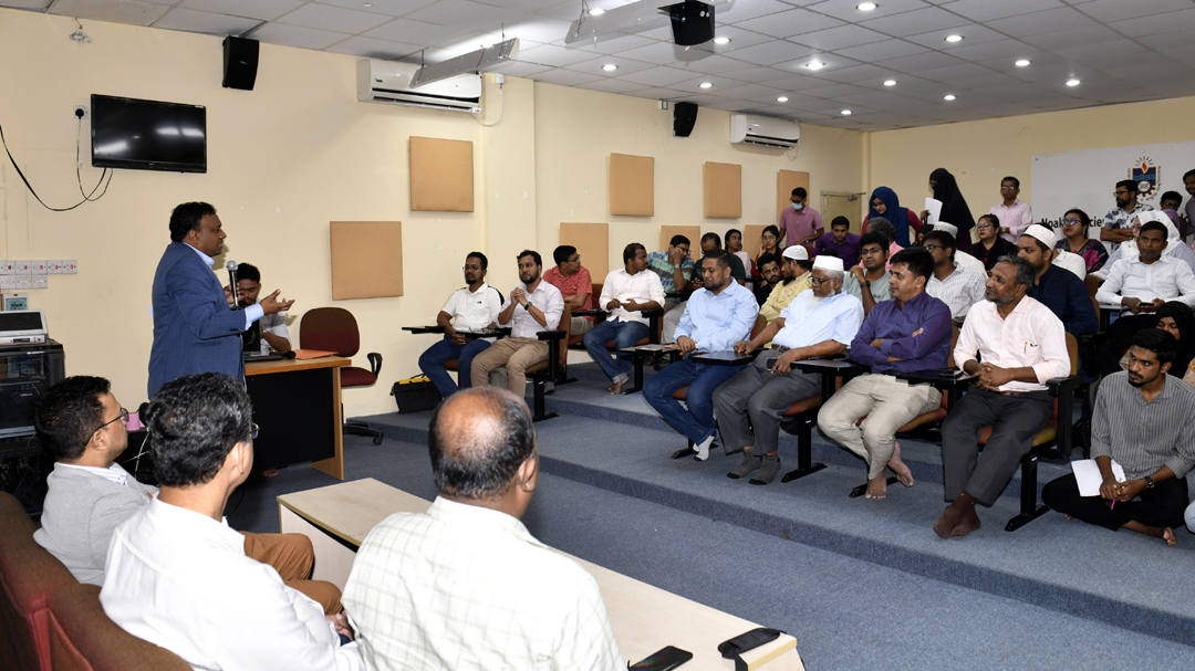 নোবিপ্রবিতে গবেষণায় প্রযুক্তির ব্যবহার বিষয়ক সেমিনার অনুষ্ঠিত