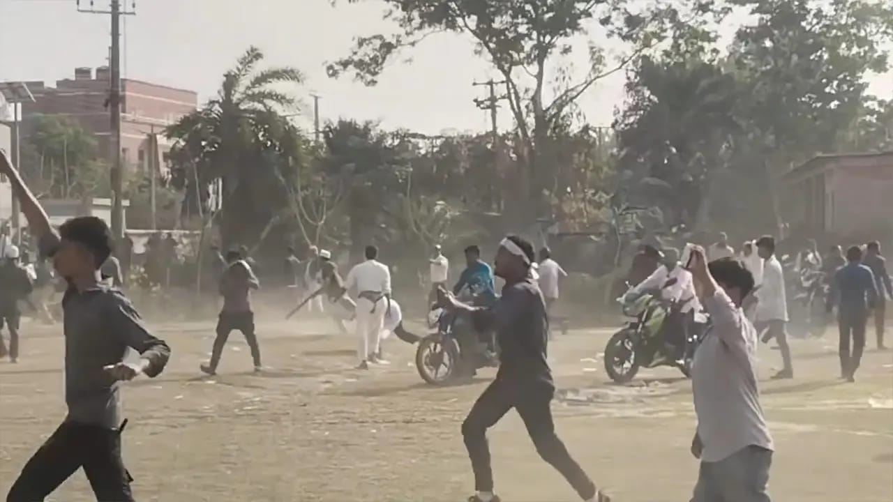 শেরপুরে বিএনপি-জামায়াতের মধ্যে তুমুল সংঘর্ষ