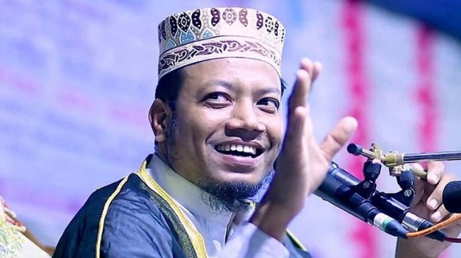 কুষ্টিয়ায় মন্দিরে মতবিনিময়ে মুফতি আমির হামজা ‘আপনারা পুনর্জন্মে বিশ্বাসী, আমরা পুনরুত্থানে