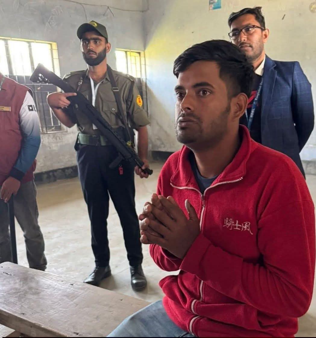 মিরপুর তালবাড়ি কেন্দ্রে ব্যালট পেপার পকেটে নেওয়ার চেষ্টা, ৩ বছরের কারাদণ্ড