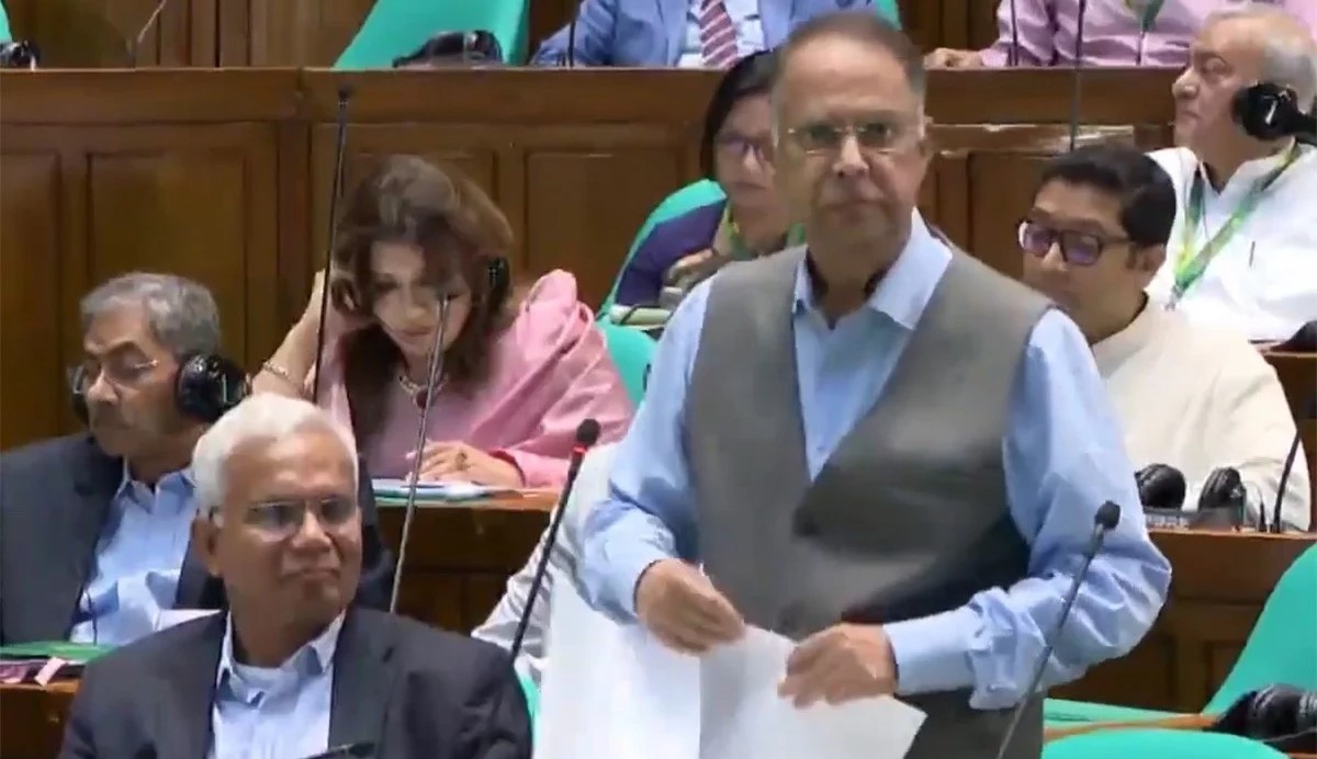 দেশে জ্বালানি তেলের পর্যাপ্ত মজুত রয়েছে : জ্বালানিমন্ত্রী