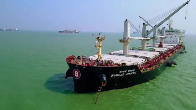 হরমুজ পাড়ি দিতে পারল না ‘বাংলার জয়যাত্রা