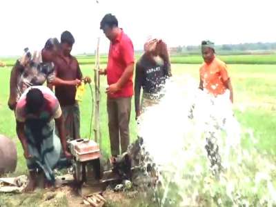 কুষ্টিয়ায় পোড়া মবিল থেকে বিকল্প ডিজেল উদ্ভাবন, কৃষকদের মাঝে আশার আলো
